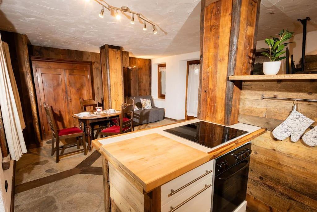 Maison Justy Cogne Esterno foto